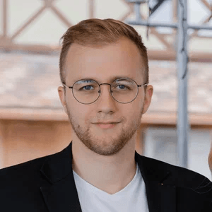 Асим Угузов